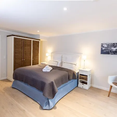 Апартаменты Dockside Travemuende Любек