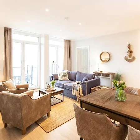 Dockside Travemuende Апартаменты *