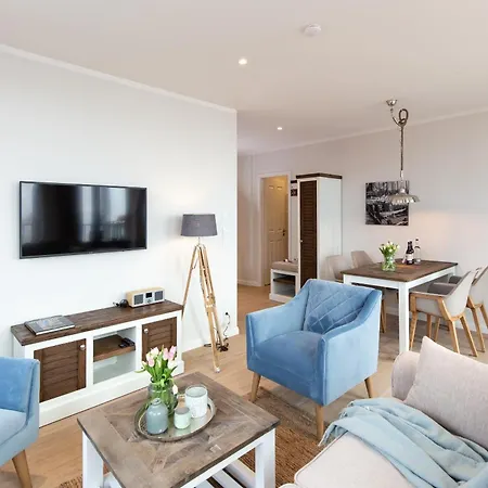 Dockside Travemuende * Lübeck