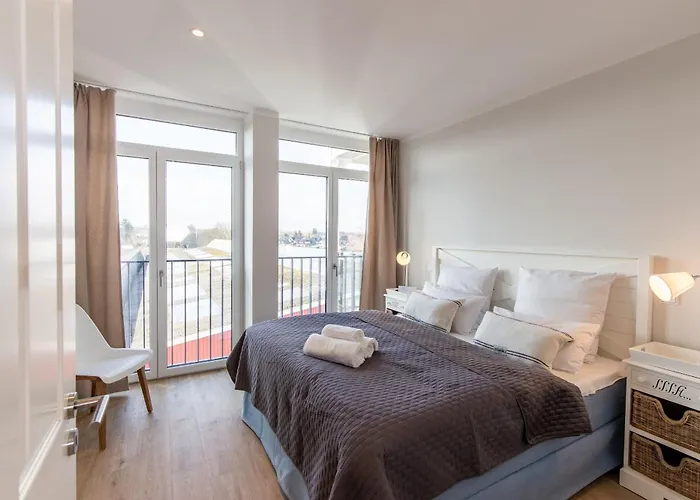 Dockside Travemuende * Lübeck